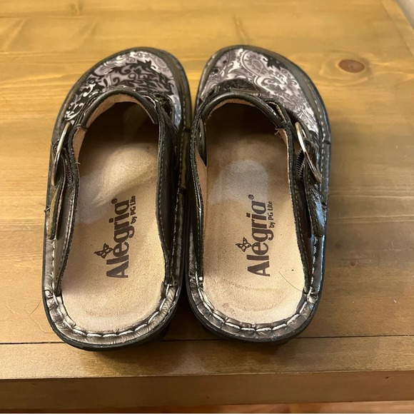 NOT FOR SALE - Picture 5 of 9